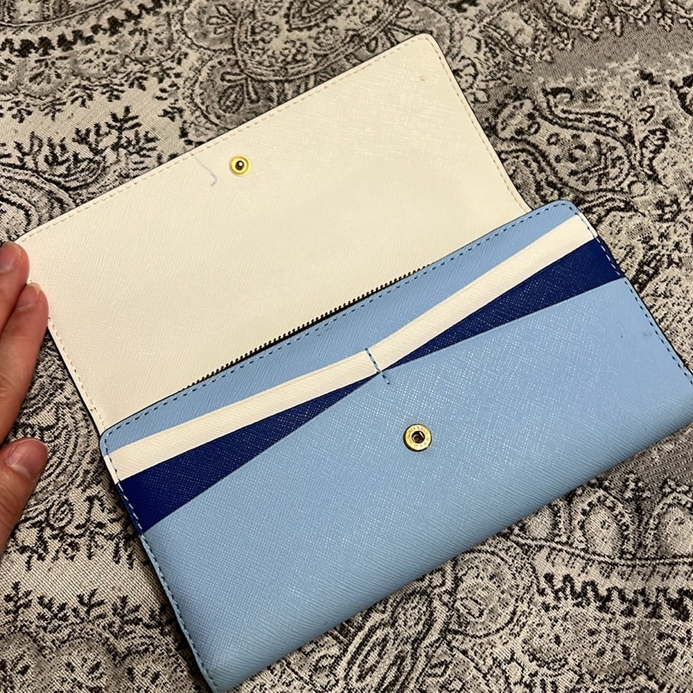 Henri Bendel wallet - Picture 2 of 7